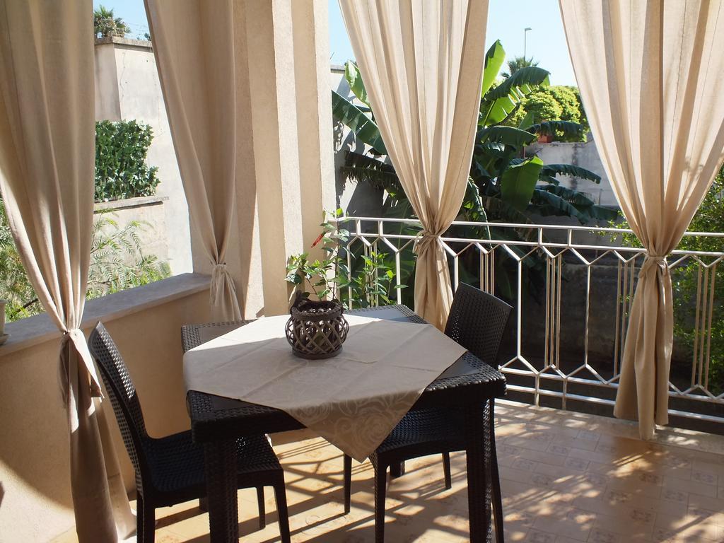 Villa Lazzari B&B Tra I Due Mari Maglie Quarto foto